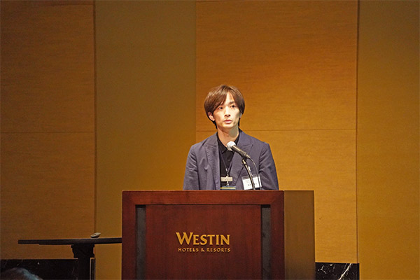 青木貴志 氏